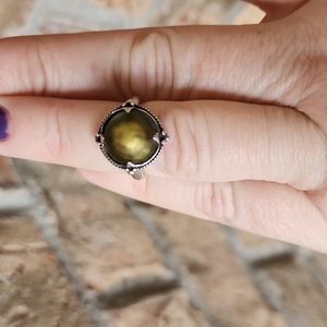 Sterling Silver Ring with Green Dome Stone Size 6